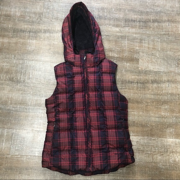 Patagonia Red and Black Plaid Vest - Picture 1 of 6